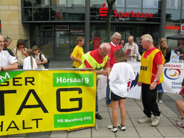 ../Images/BenefizlaufMerseburg2010 (7).jpg